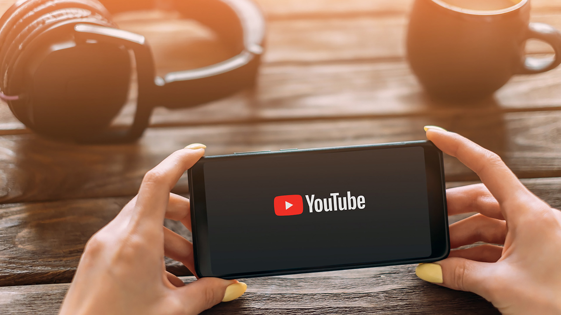 Six volutions cl s sur youtube moovee